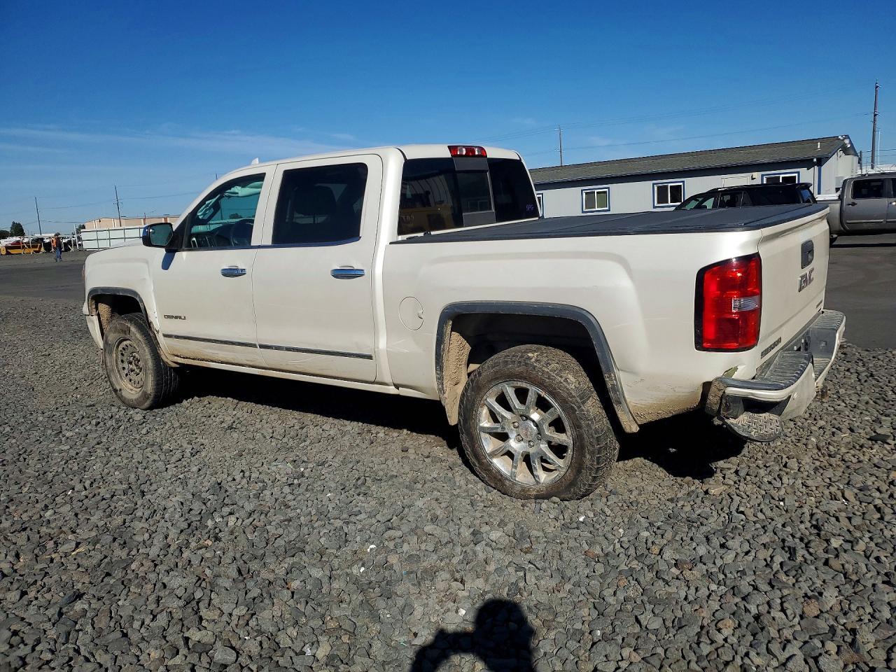 2015 GMC Sierra K1500 Denali - zdjęcie 2