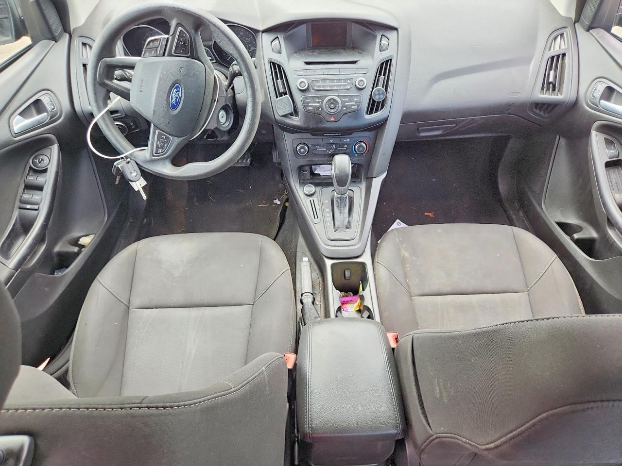 2017 Ford Focus - zdjęcie 8
