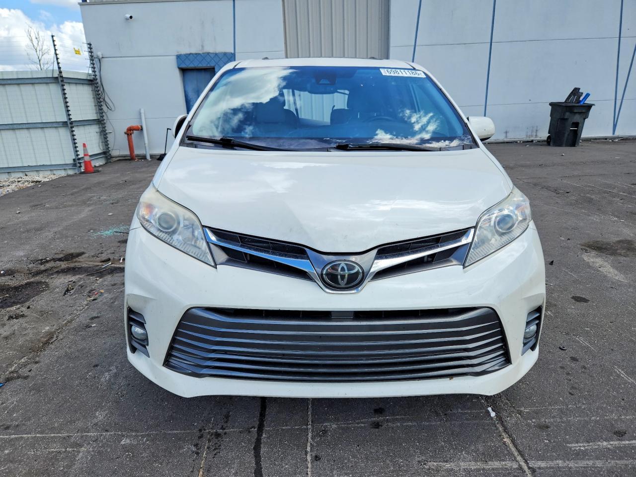 2020 Toyota Sienna Xle 8-Passenger - zdjęcie 5