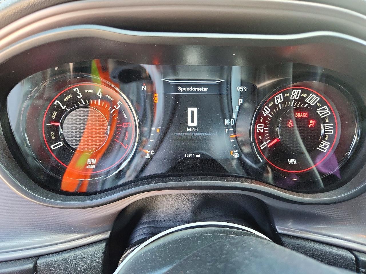 2023 Dodge Challenger R/T - zdjęcie 9