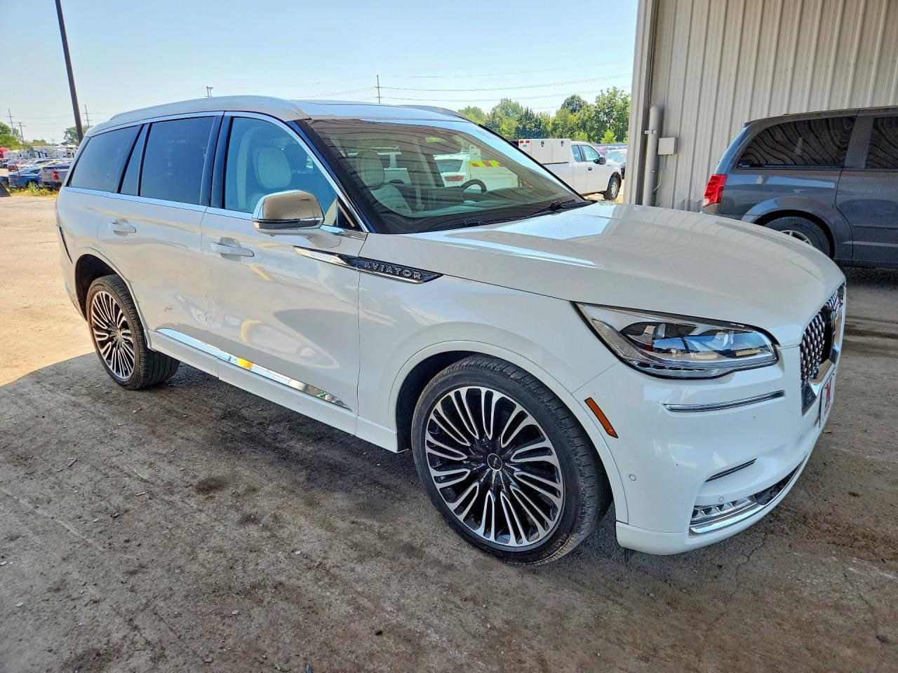 2021 Lincoln Aviator Black Label - zdjęcie 4