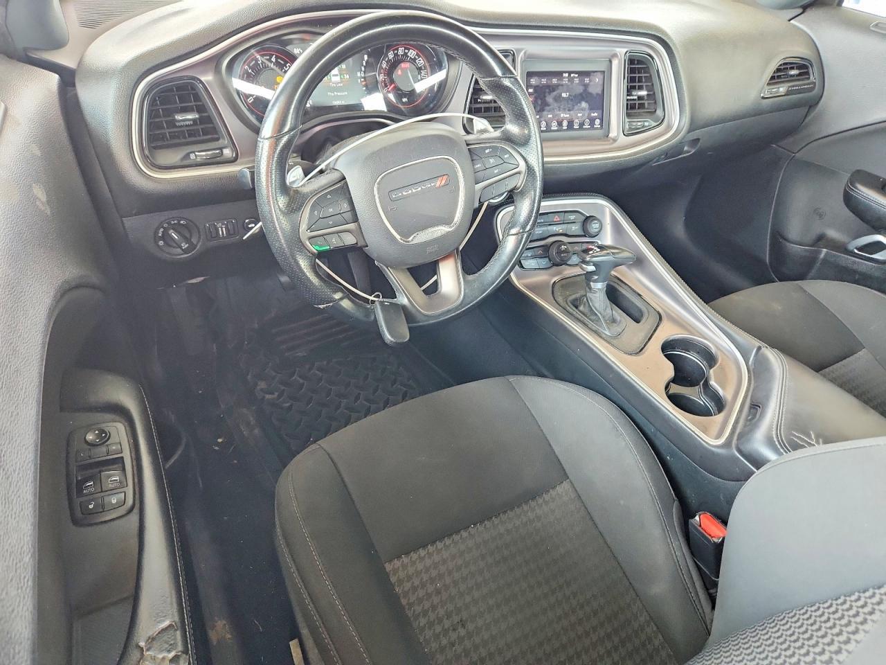 2019 Dodge Challenger R/T - zdjęcie 8