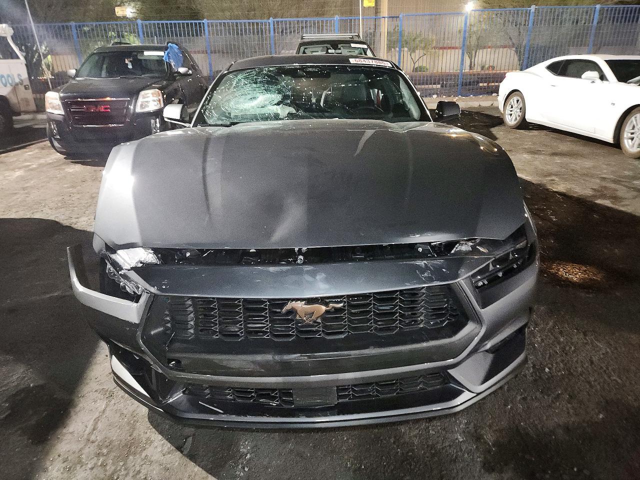 2026 Ford Mustang - zdjęcie 5