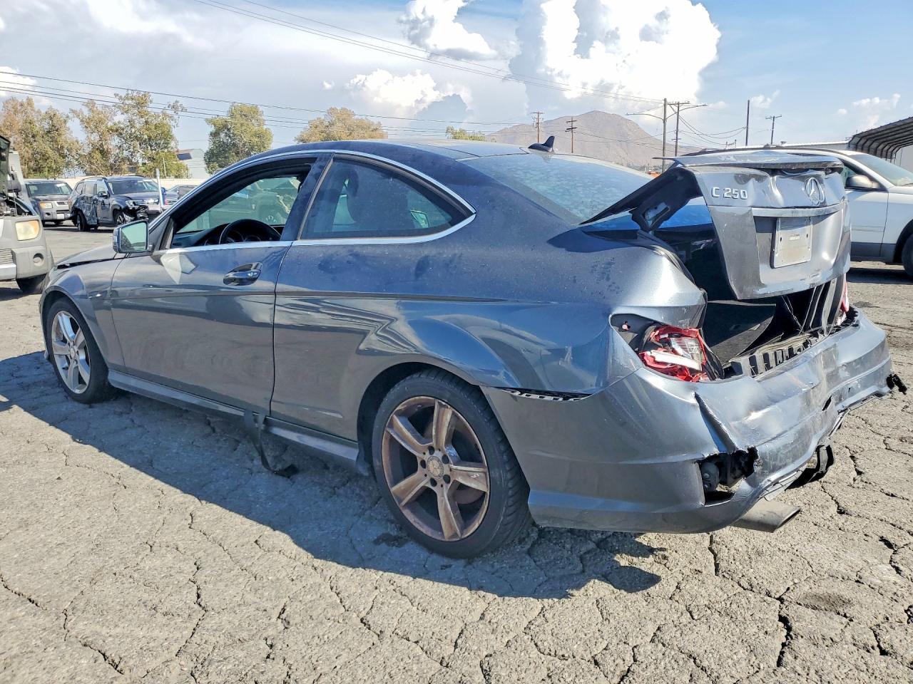 2014 Mercedes-Benz C 250 - zdjęcie 2