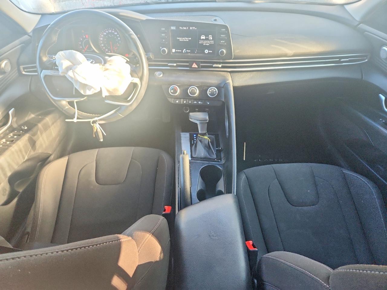 2022 Hyundai Elantra Sel - zdjęcie 8