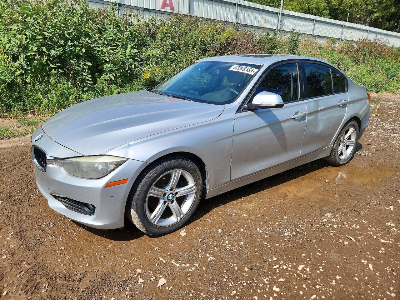 2014 BMW 320 I - zdjęcie główne