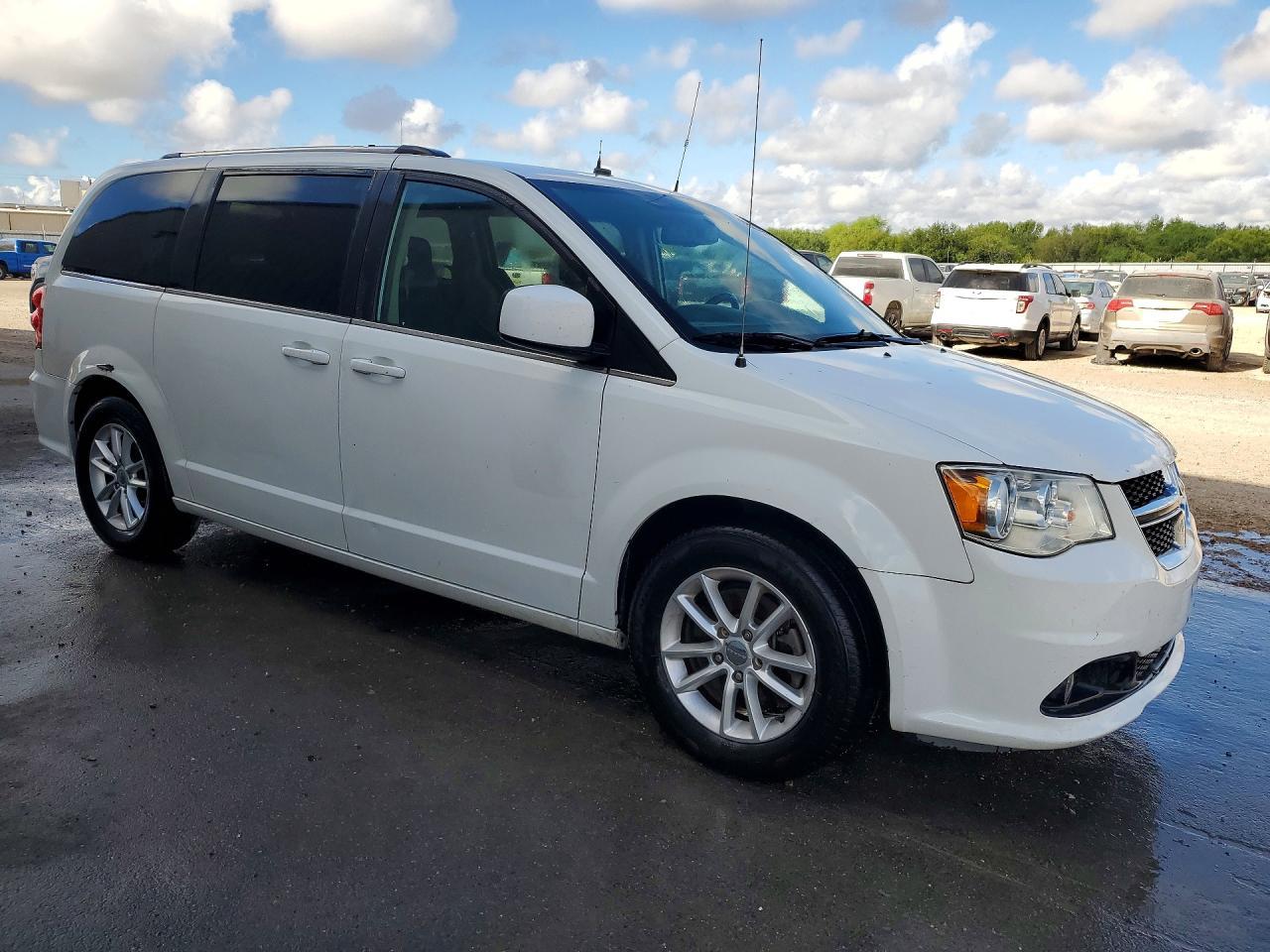 2018 Dodge Grand Caravan Sxt - zdjęcie 4