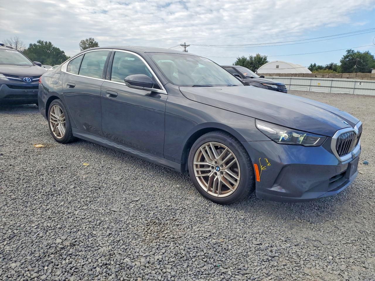 2024 BMW Seria 5 540i - zdjęcie 4