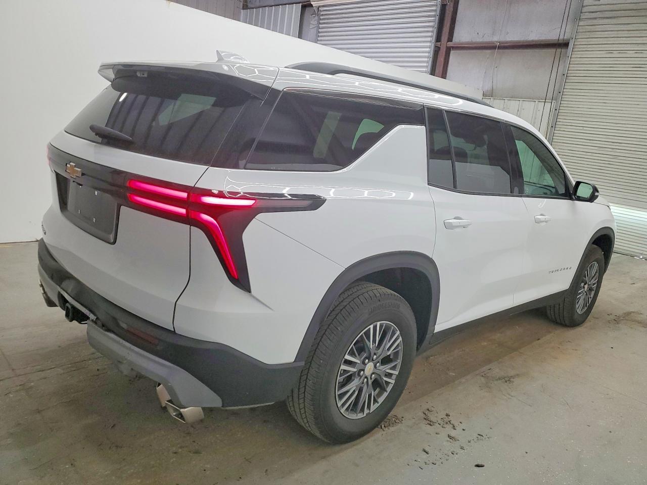 2026 Chevrolet Traverse Lt - zdjęcie 3