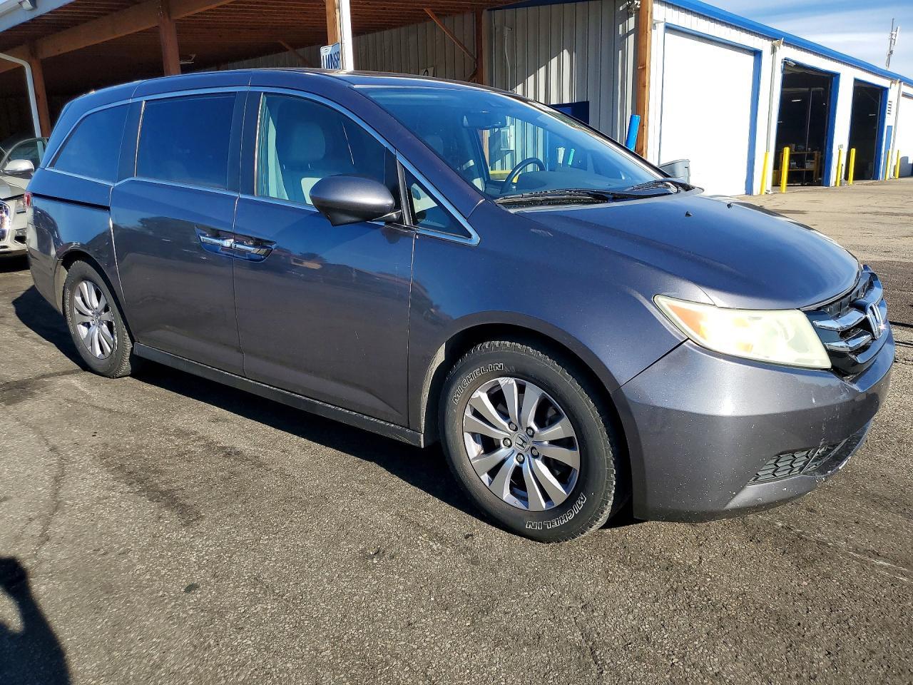 2015 Honda Odyssey Exl - zdjęcie 4