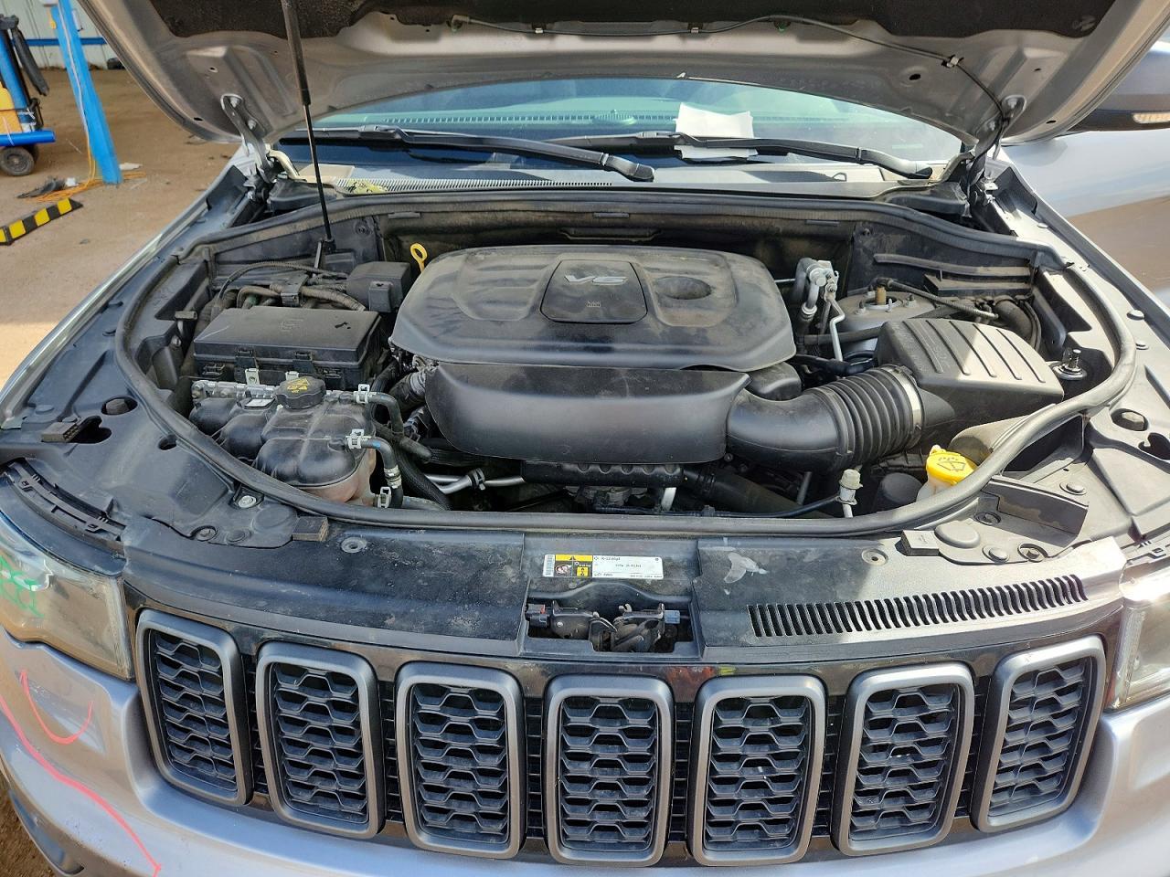2018 Jeep Grand Cherokee Trailhawk - zdjęcie 11