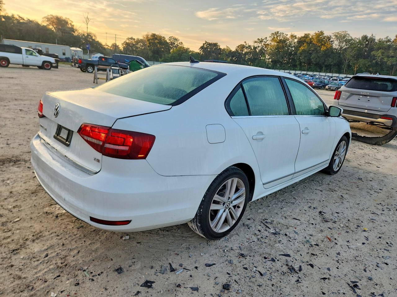 2017 Volkswagen Jetta Sel - zdjęcie 3