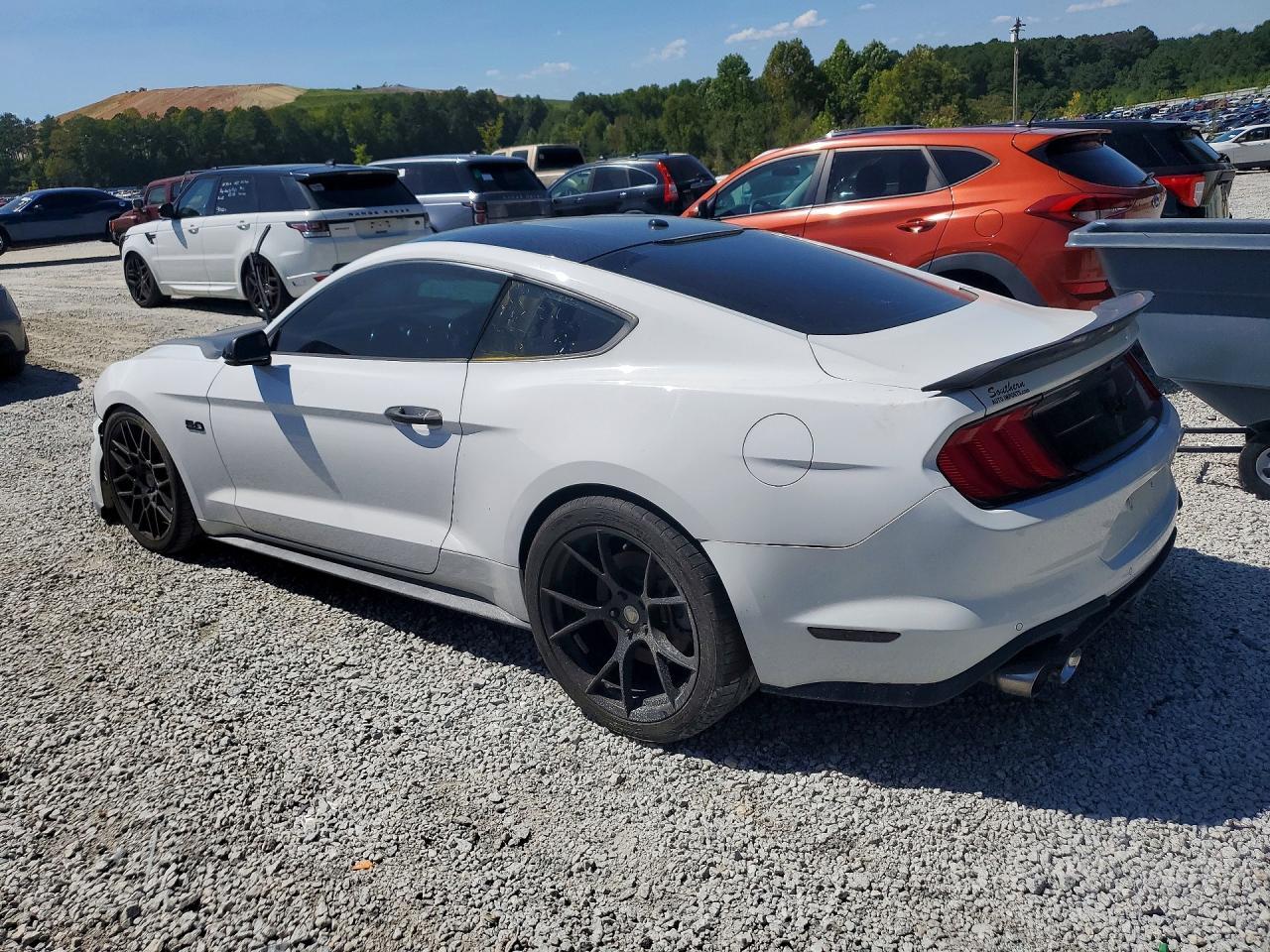 2019 Ford Mustang Gt - zdjęcie 2