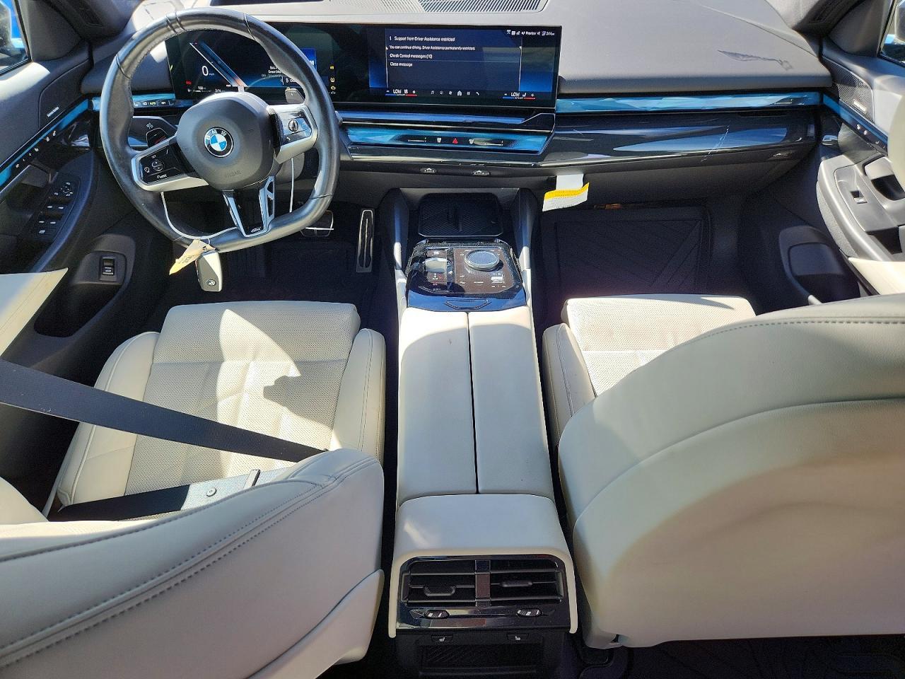 2025 BMW Seria 5 540i - zdjęcie 8