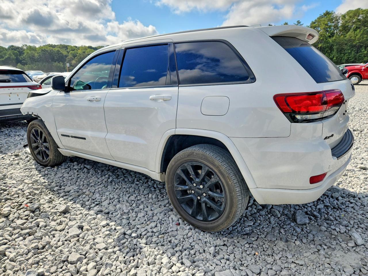2017 Jeep Grand Cherokee Laredo - zdjęcie 2