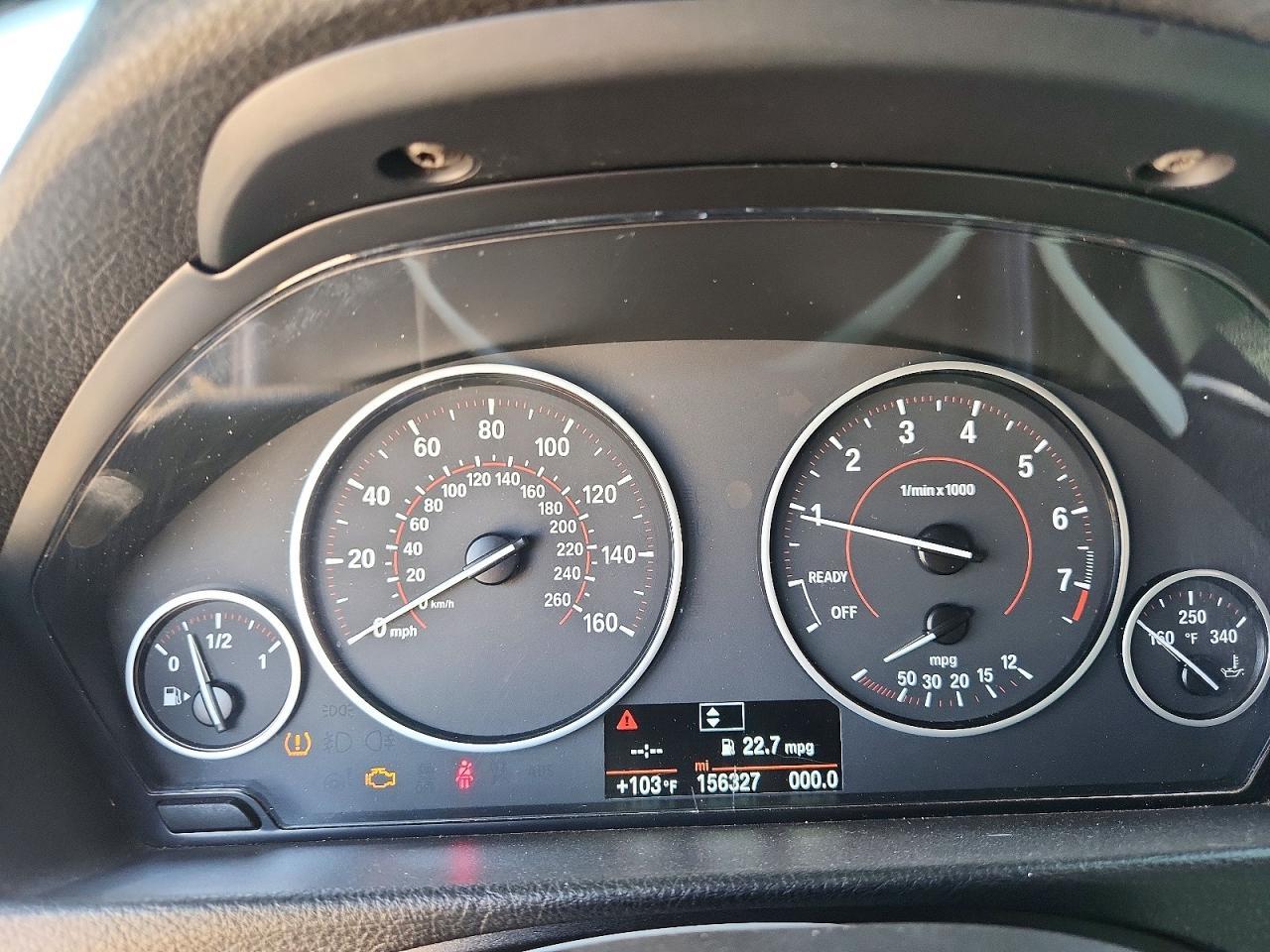 2015 BMW 335 Xi - zdjęcie 9