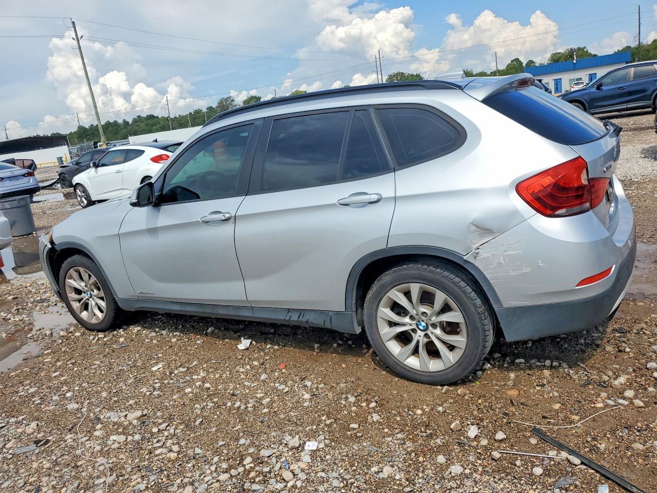 2013 BMW X1 xDrive35I - zdjęcie 2