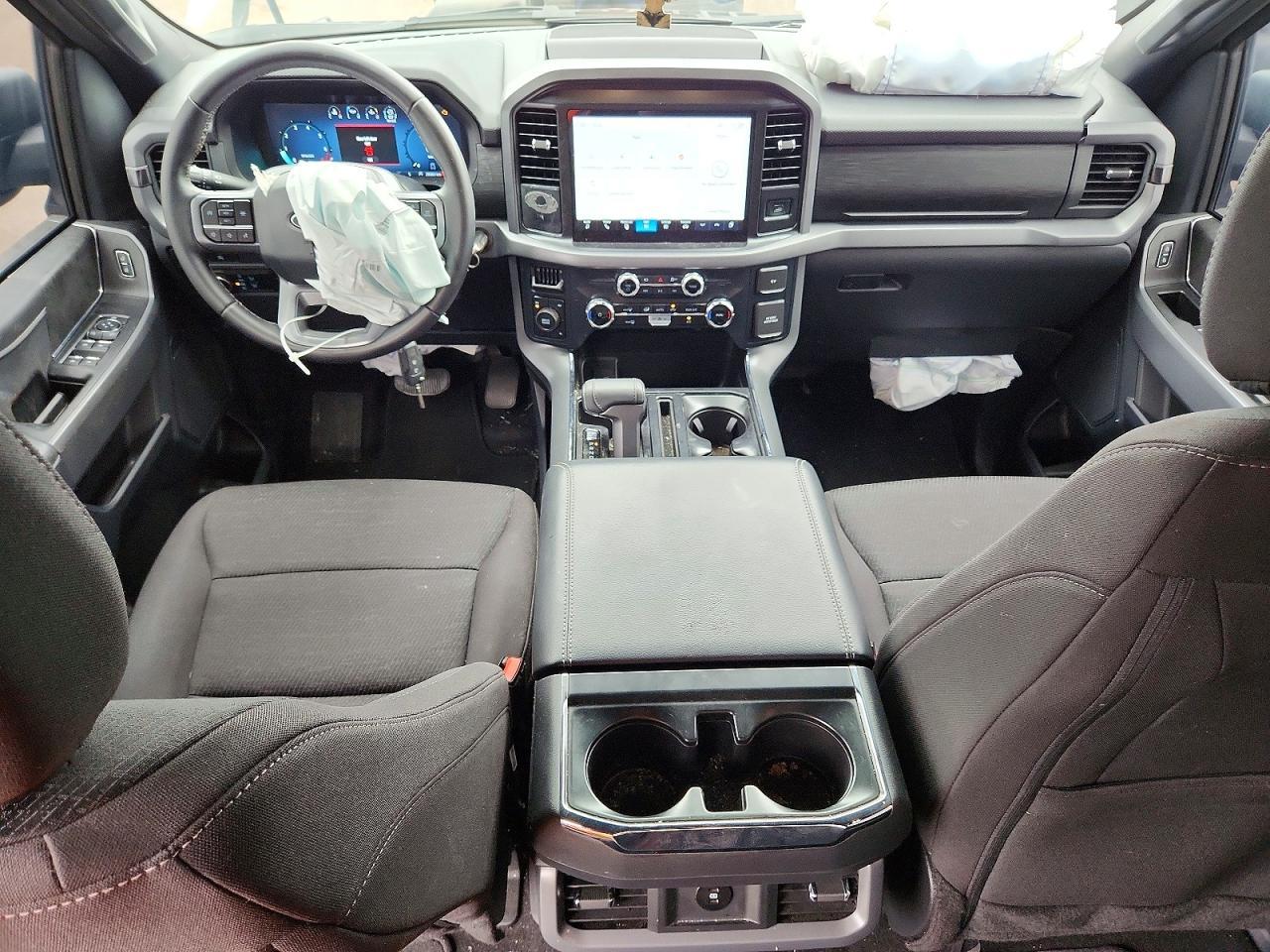 2025 Ford F150 Xlt - zdjęcie 8