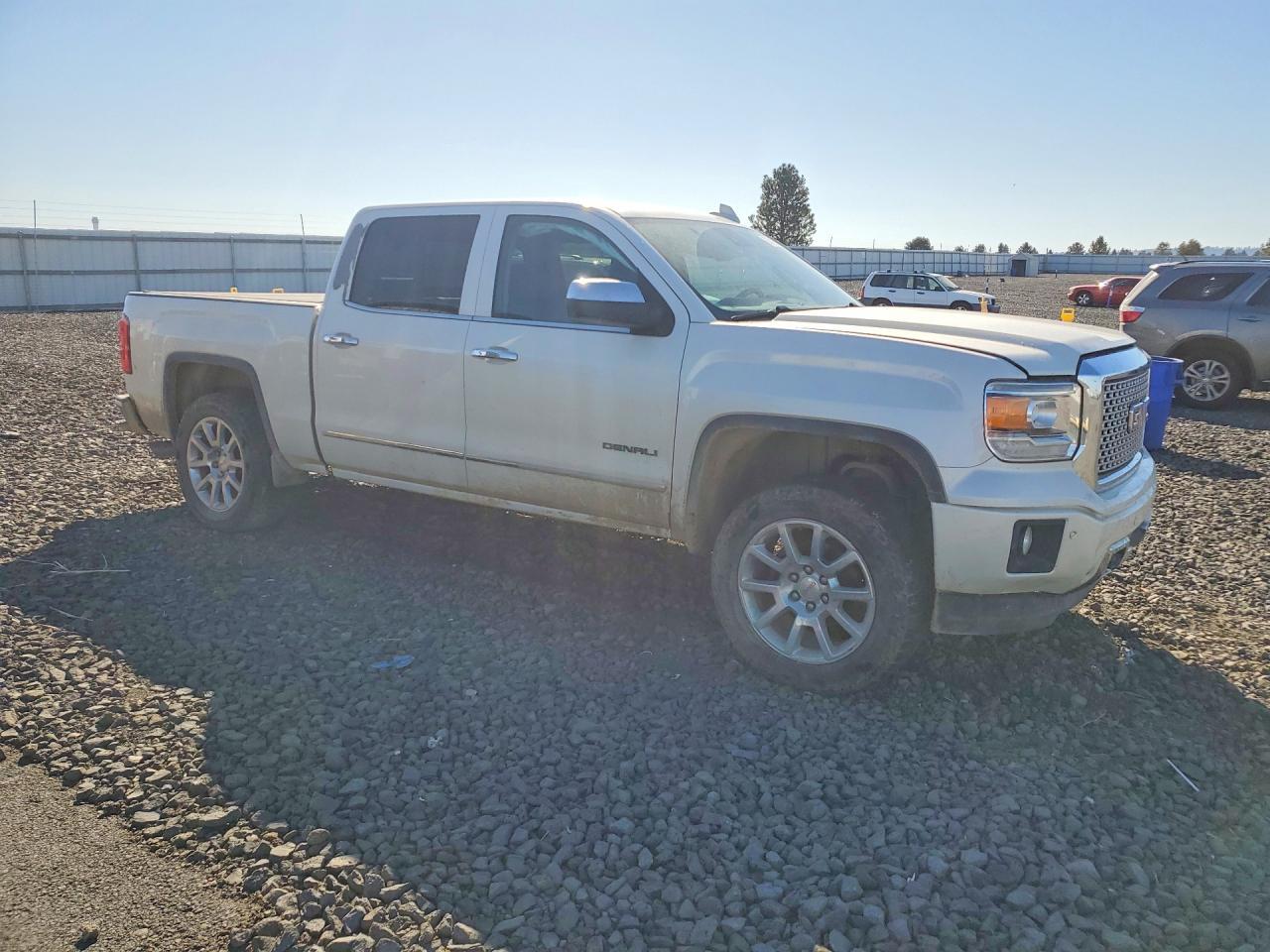 2015 GMC Sierra K1500 Denali - zdjęcie 4