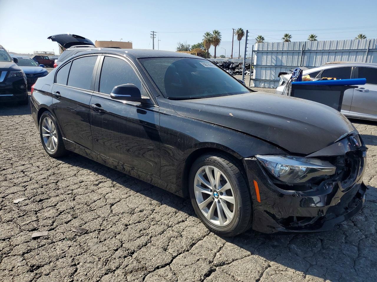 2017 BMW 320 I - zdjęcie 4