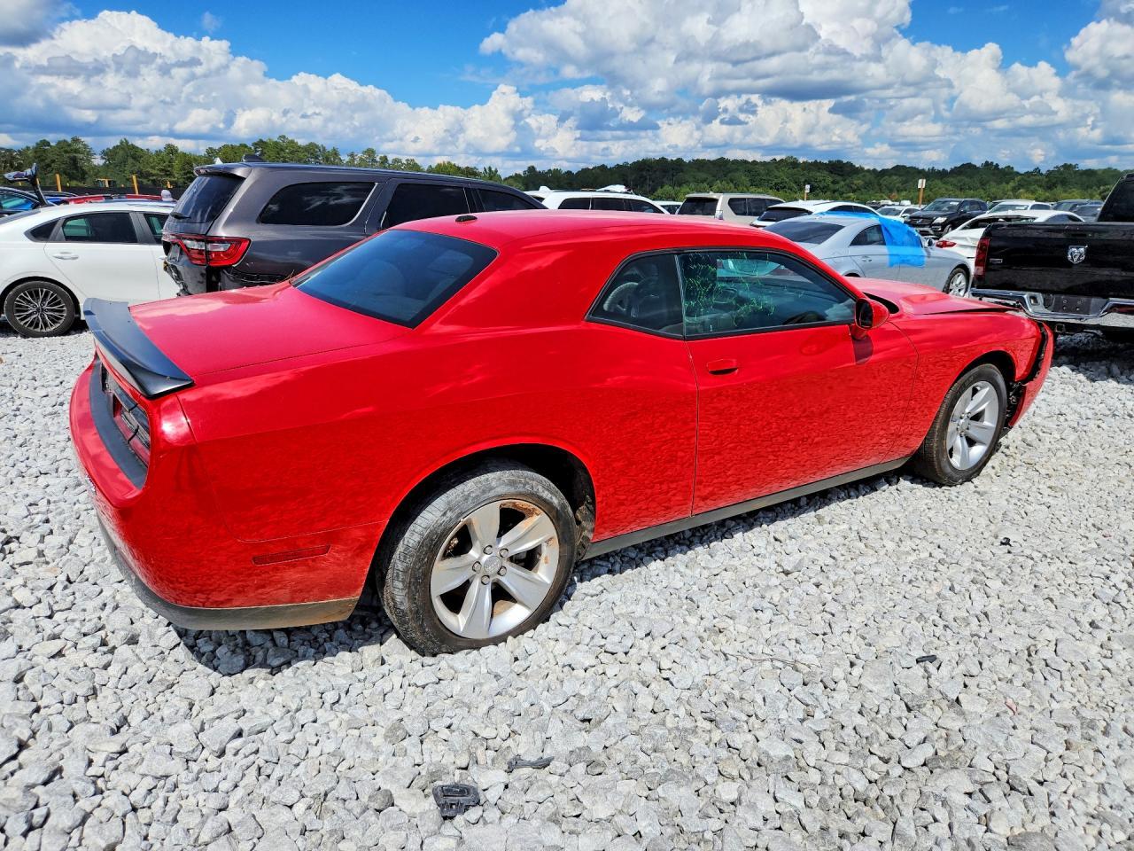 2023 Dodge Challenger Sxt - zdjęcie 3