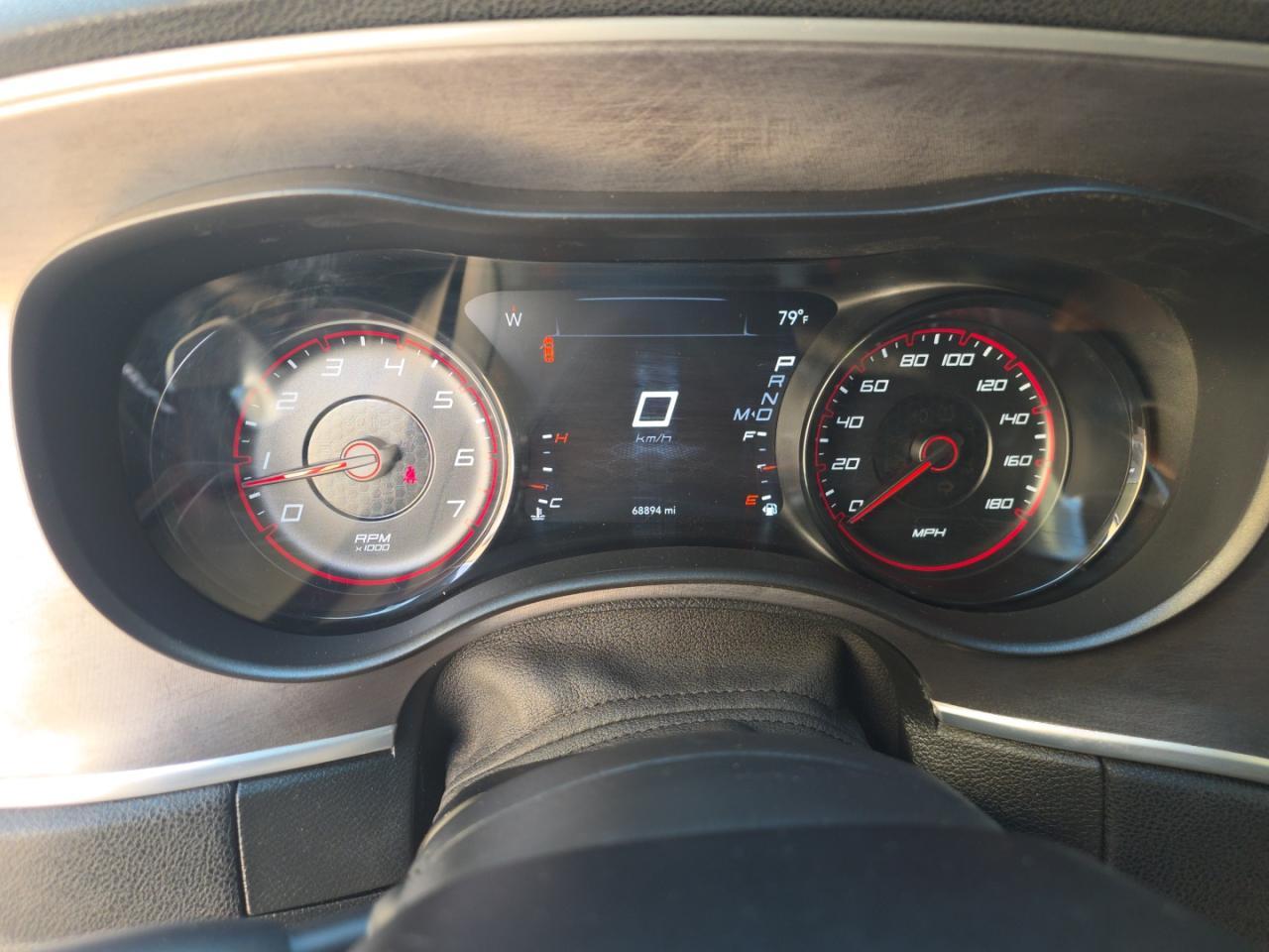 2018 Dodge Charger R - zdjęcie 8