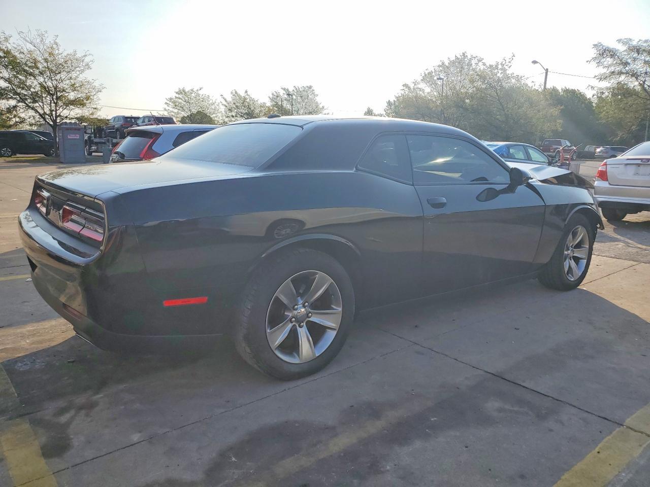 2016 Dodge Challenger Sxt - zdjęcie 3