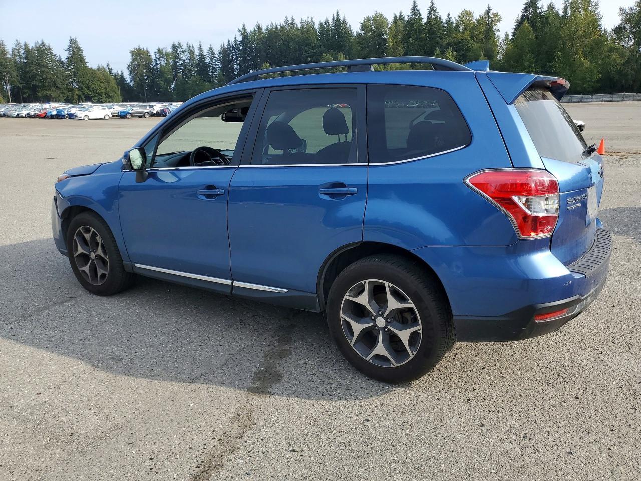 2016 Subaru Forester 2.0Xt Touring - zdjęcie 2