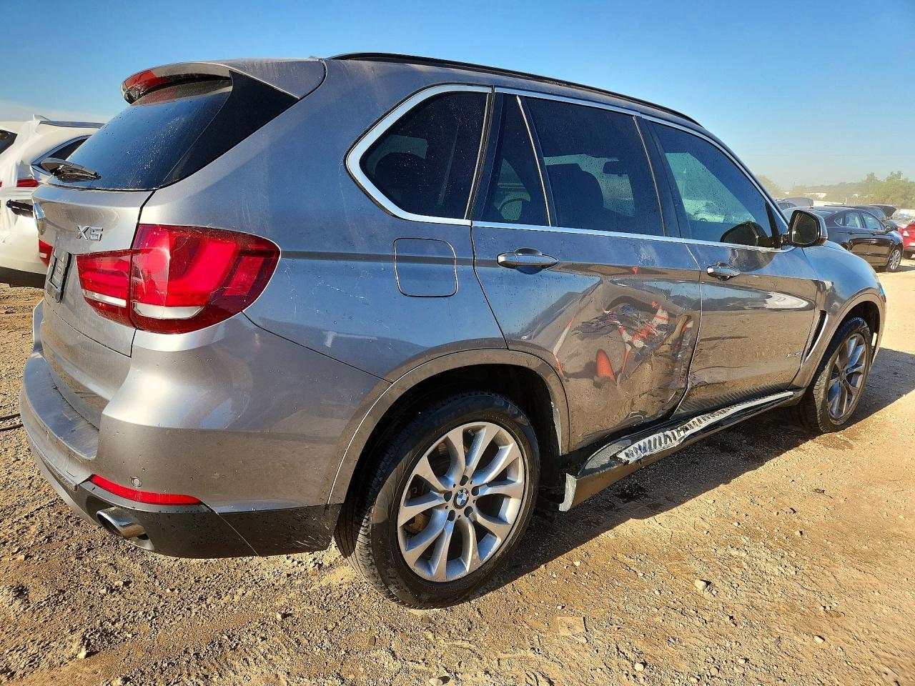 2015 BMW X5 xDrive35I - zdjęcie 3