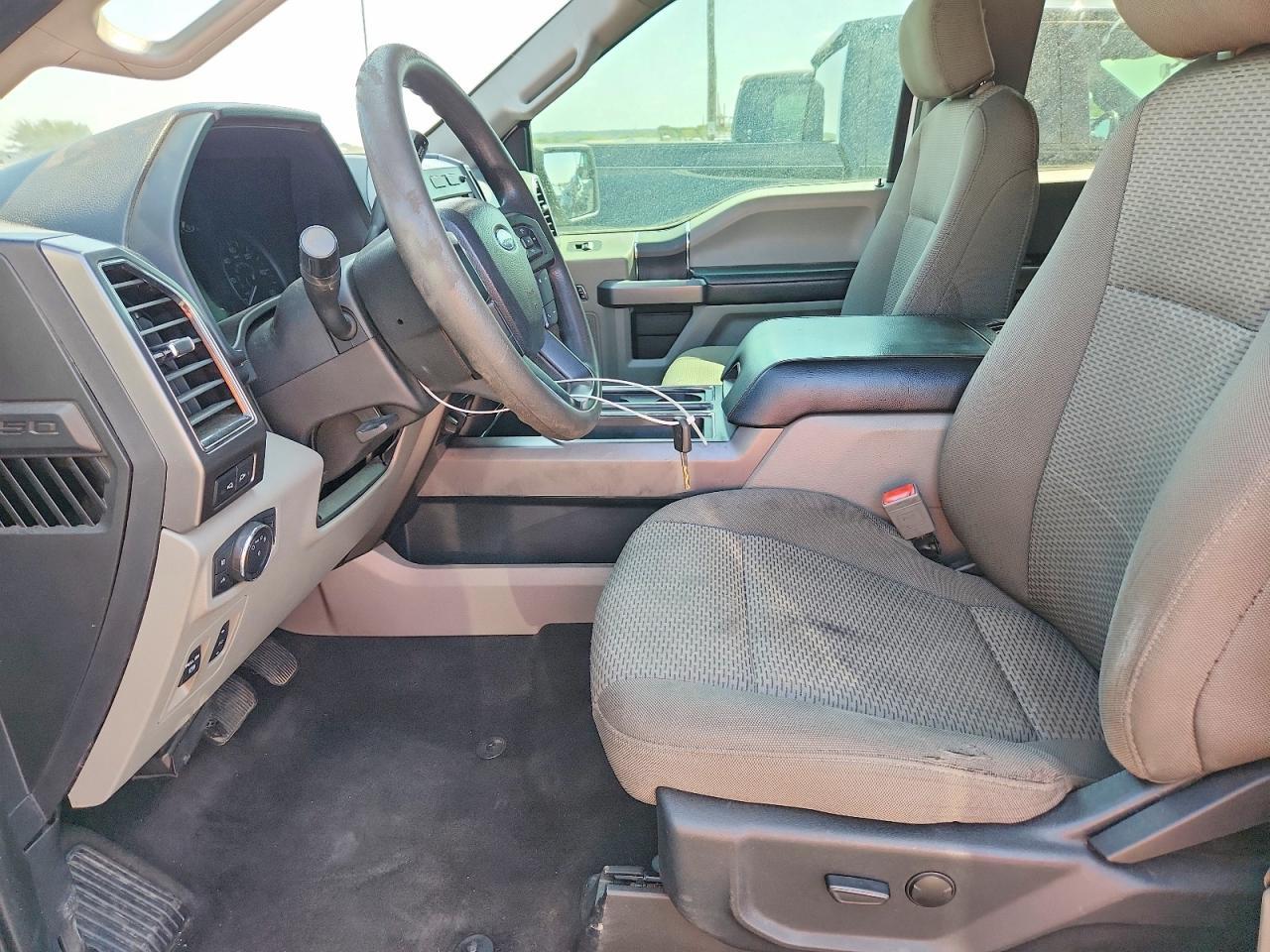 2020 Ford F150 Super Cab - zdjęcie 7
