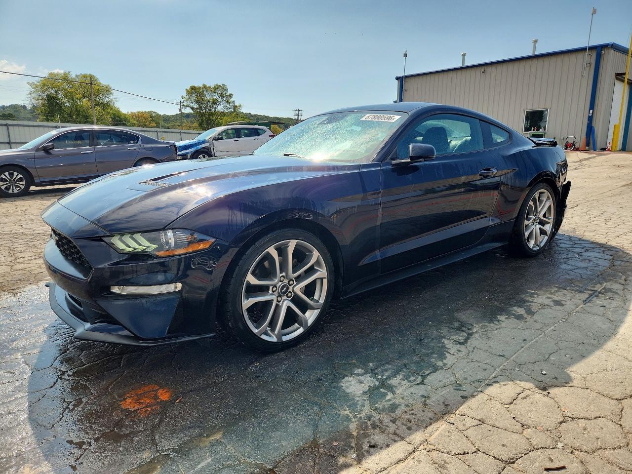 2021 Ford Mustang - zdjęcie główne