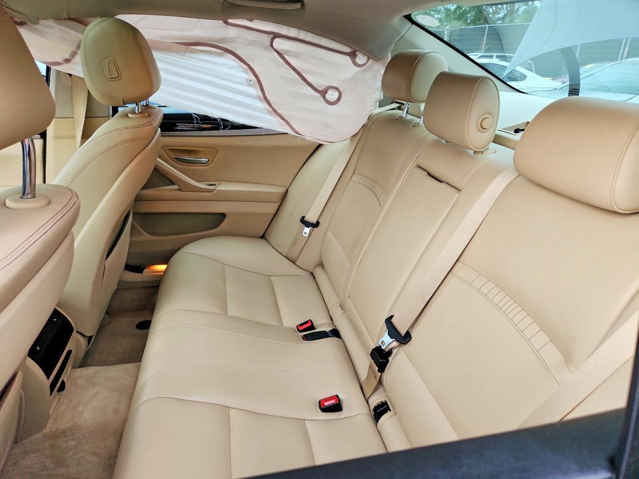 2015 BMW Seria 5 535i - zdjęcie 10
