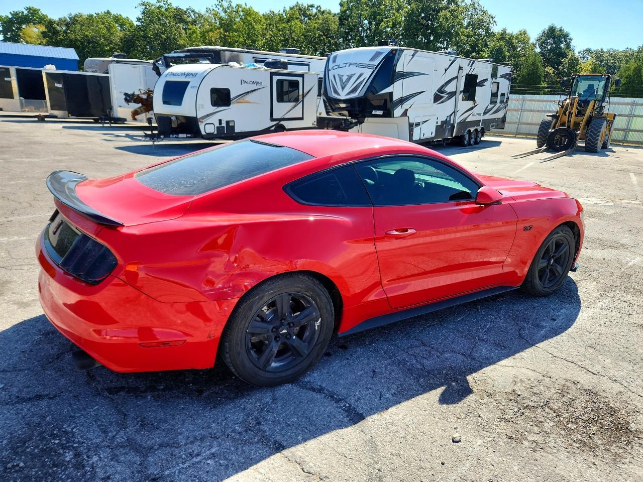 2016 Ford Mustang - zdjęcie 3