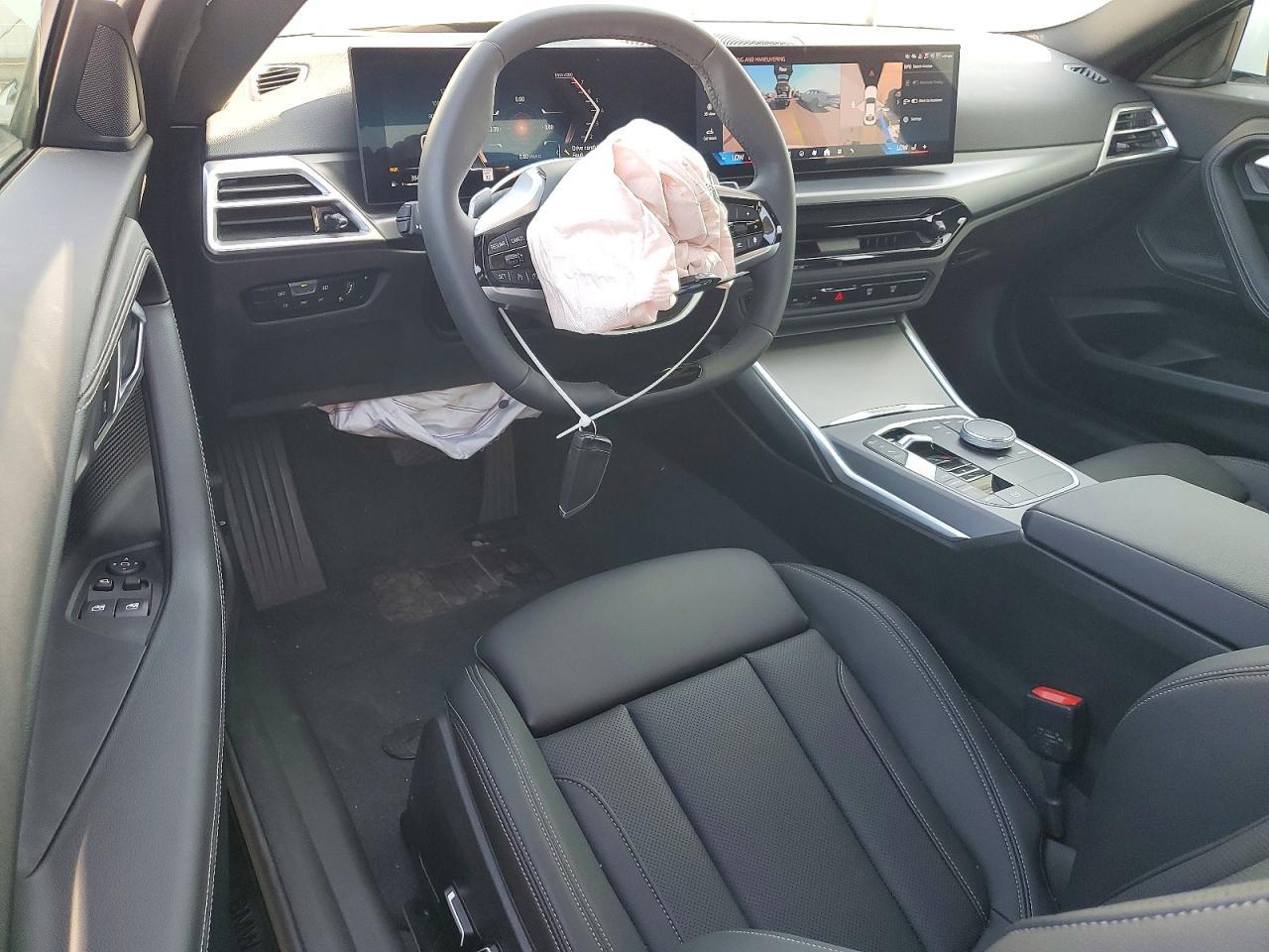 2026 BMW 230I - zdjęcie 8