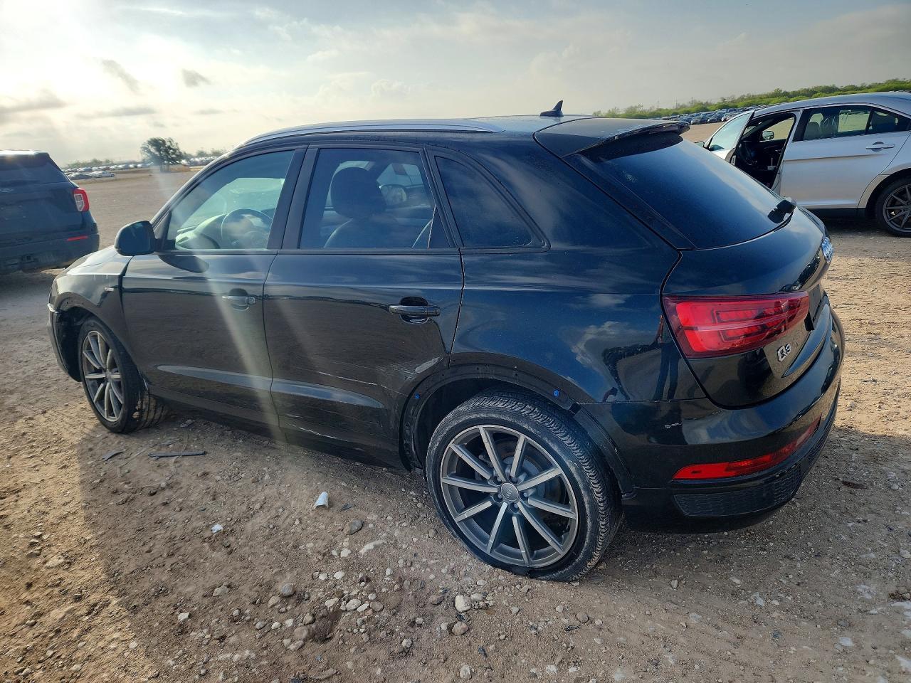 2018 Audi Q3 Premium - zdjęcie 2