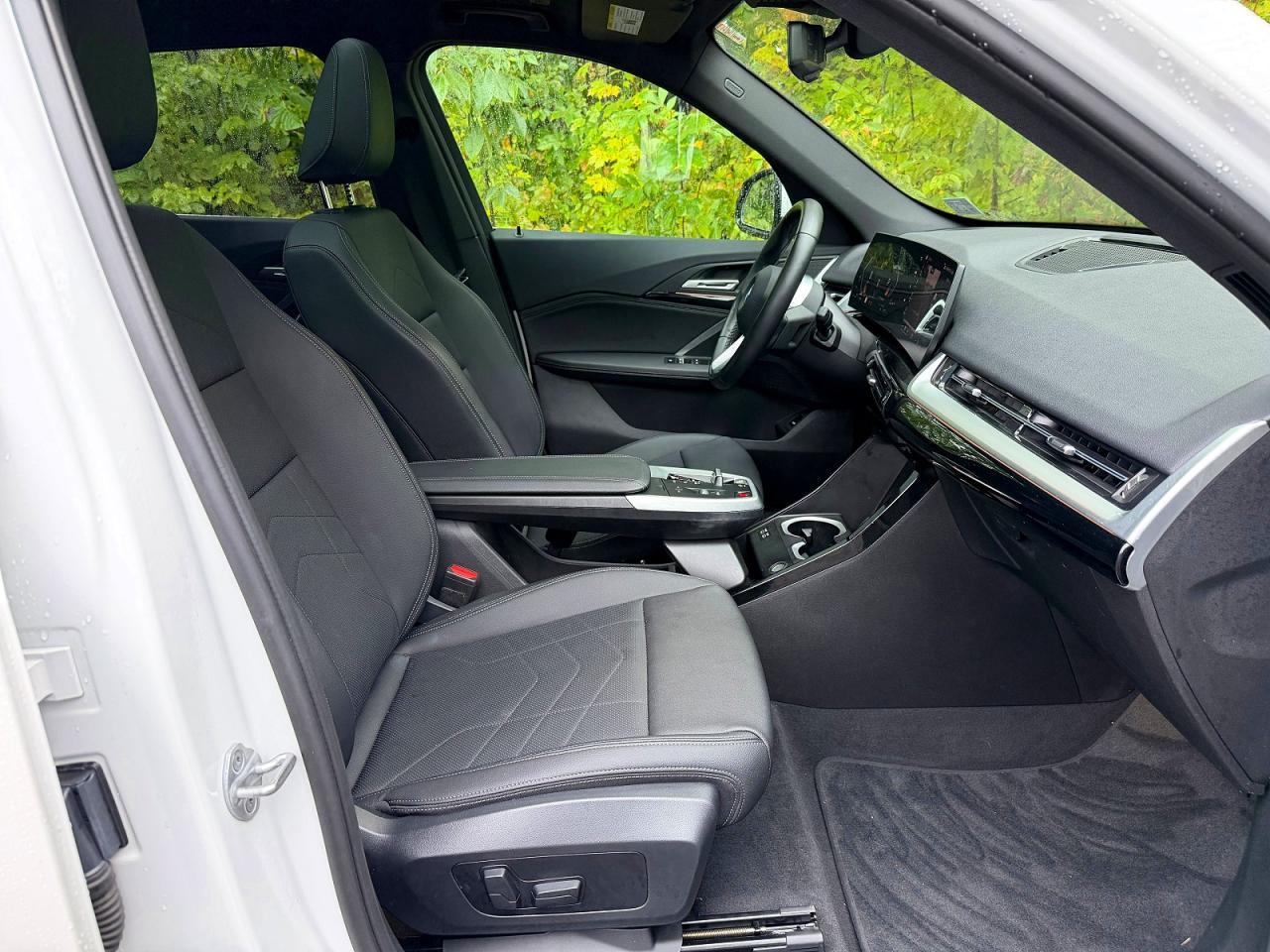 2023 BMW X1 xDrive28I - zdjęcie 12