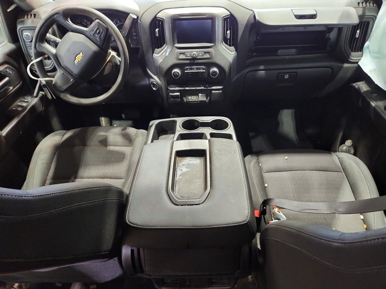 2025 Chevrolet Silverado K2500 Custom - zdjęcie 8