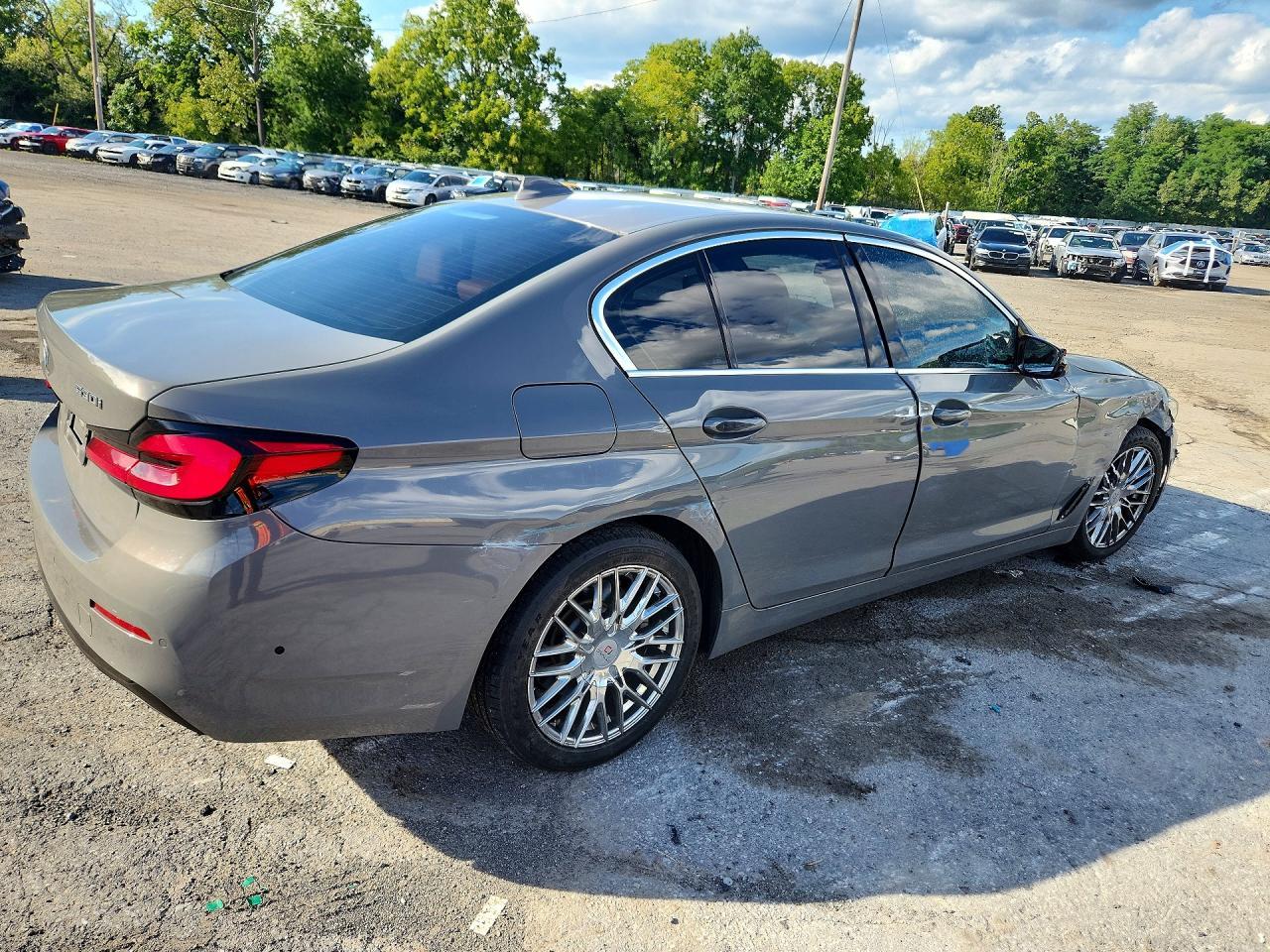 2021 BMW Seria 5 530i - zdjęcie 3