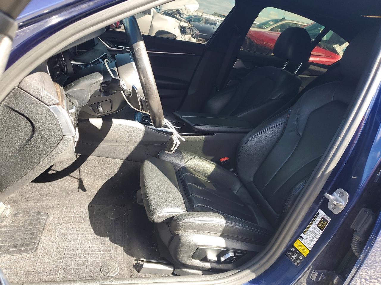 2017 BMW Seria 5 540i - zdjęcie 7