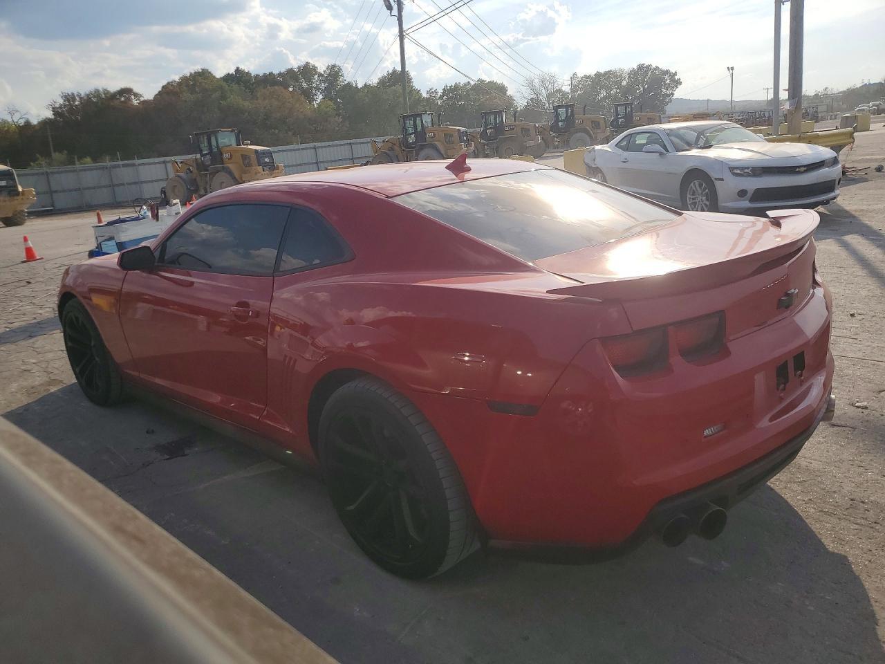 2013 Chevrolet Camaro Zl1 - zdjęcie 2