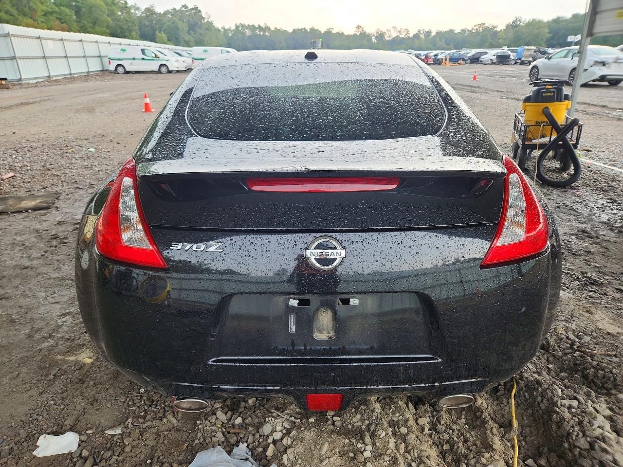 2014 Nissan 370Z Touring - zdjęcie 6
