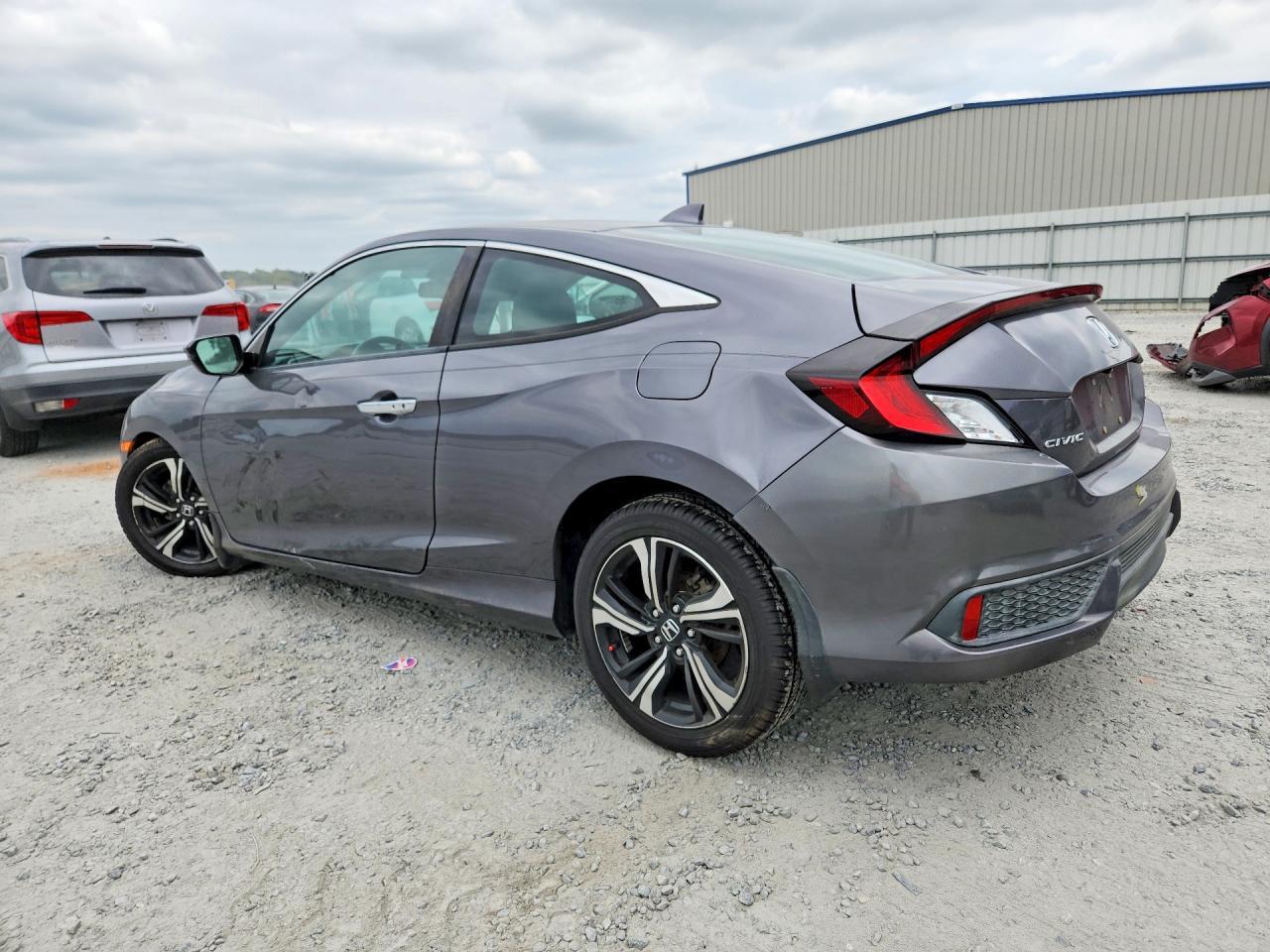 2017 Honda Civic Touring - zdjęcie 2