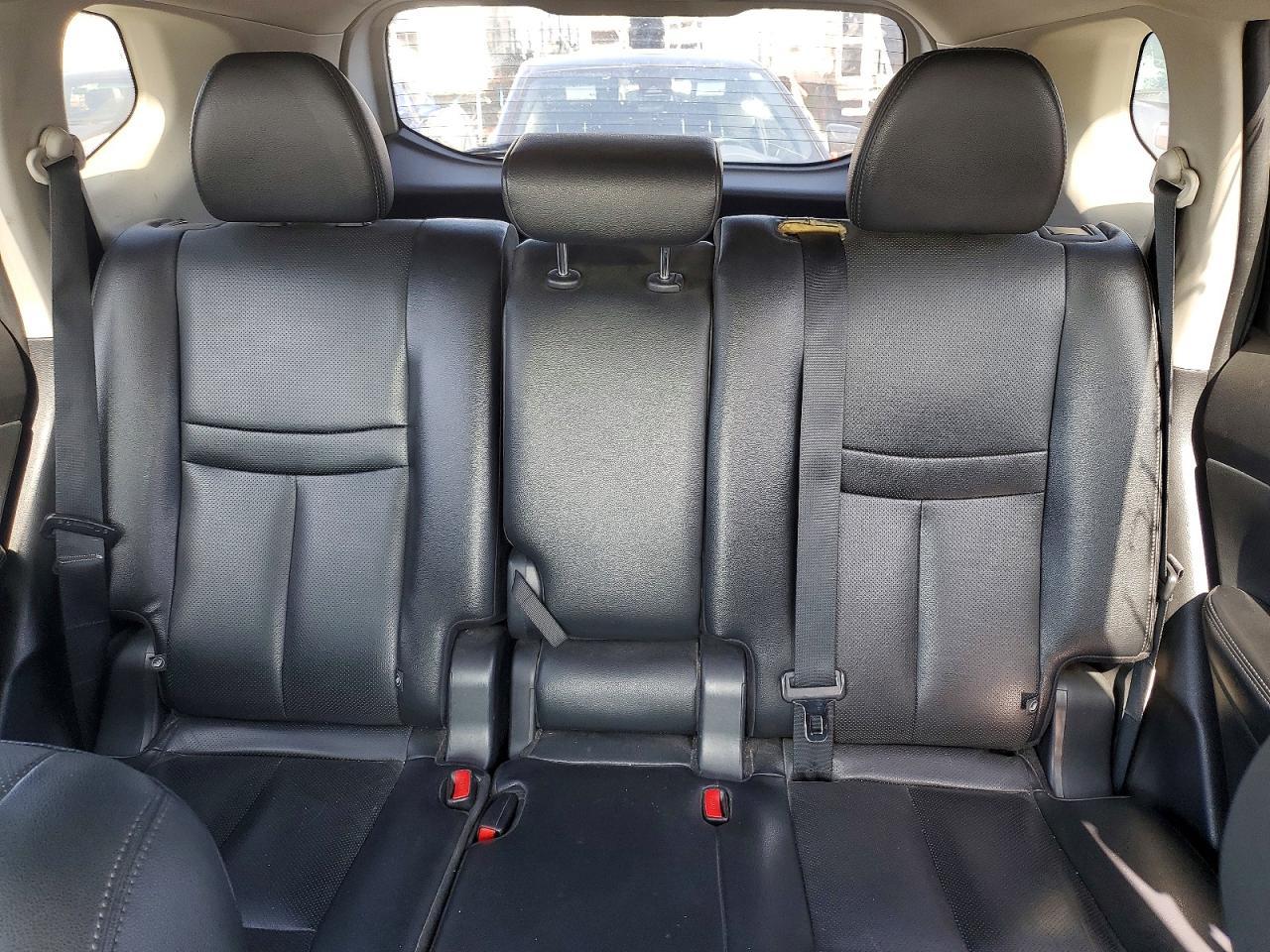 2015 Nissan Rogue S - zdjęcie 10