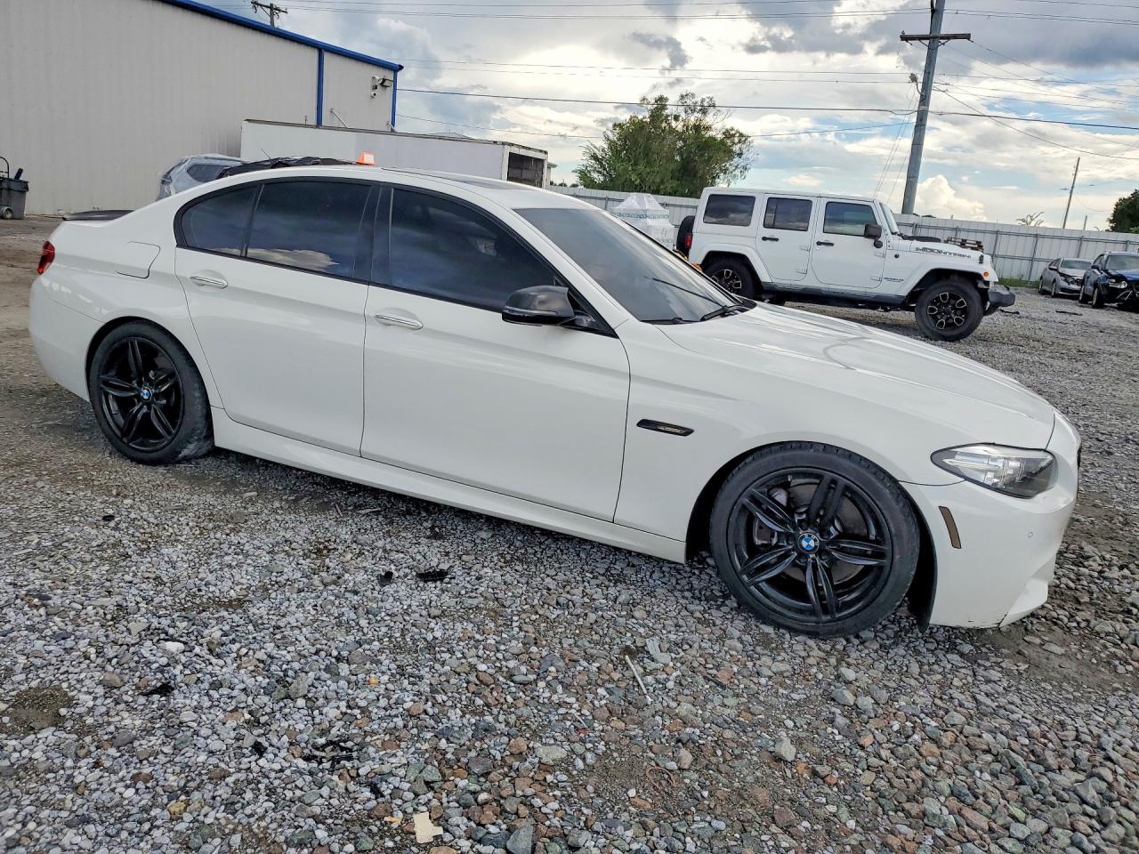 2016 BMW 535 I - zdjęcie 4