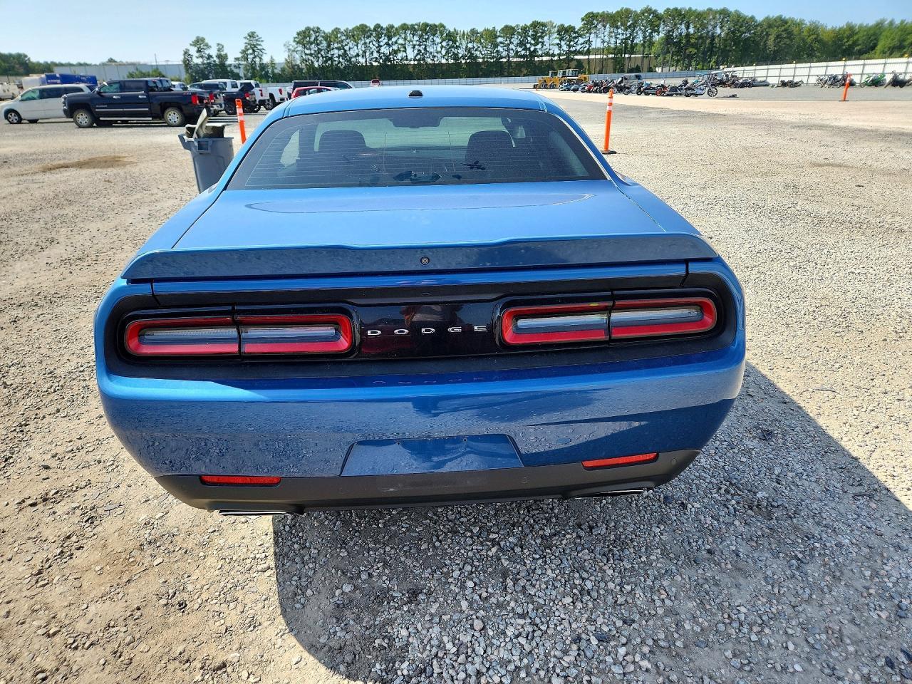 2021 Dodge Challenger R/T - zdjęcie 6