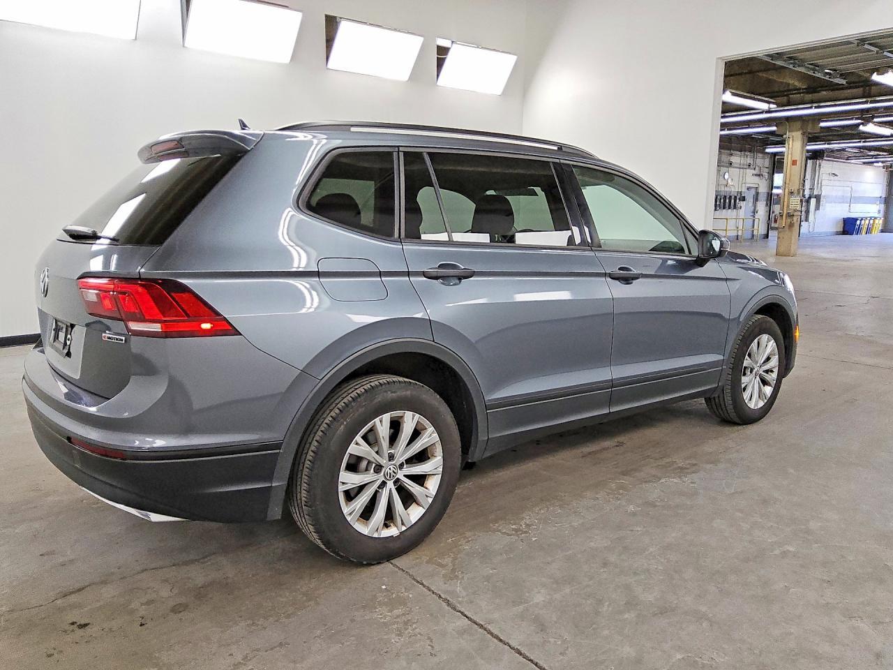 2020 Volkswagen Tiguan S - zdjęcie 3