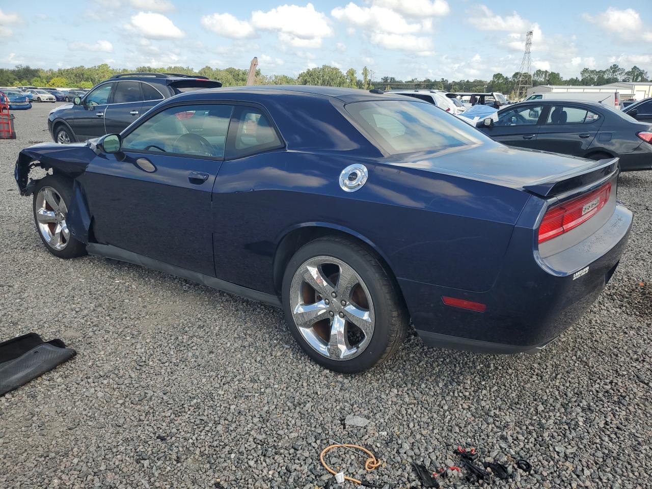 2013 Dodge Challenger Sxt - zdjęcie 2