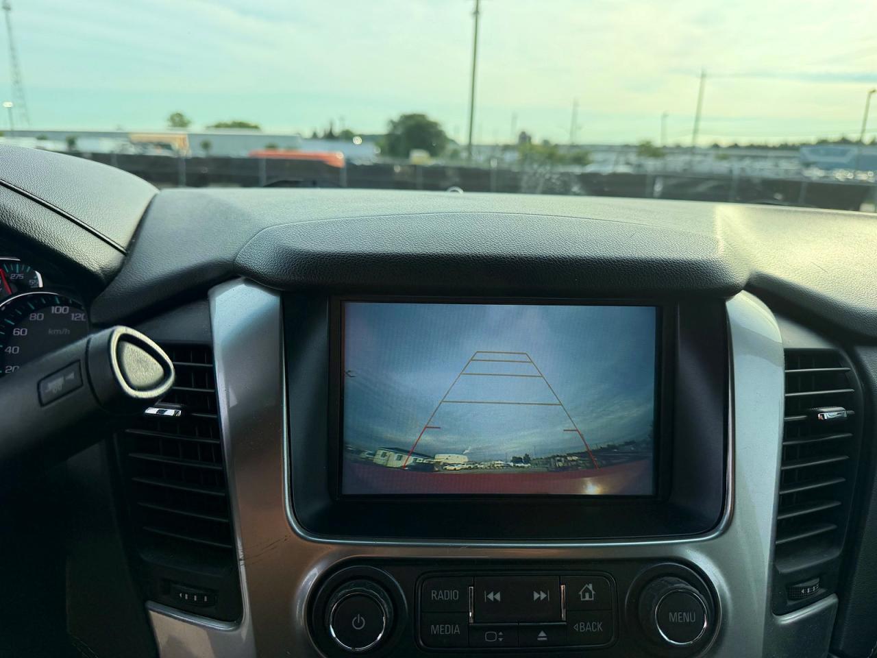 2019 Chevrolet Tahoe Special - zdjęcie 9