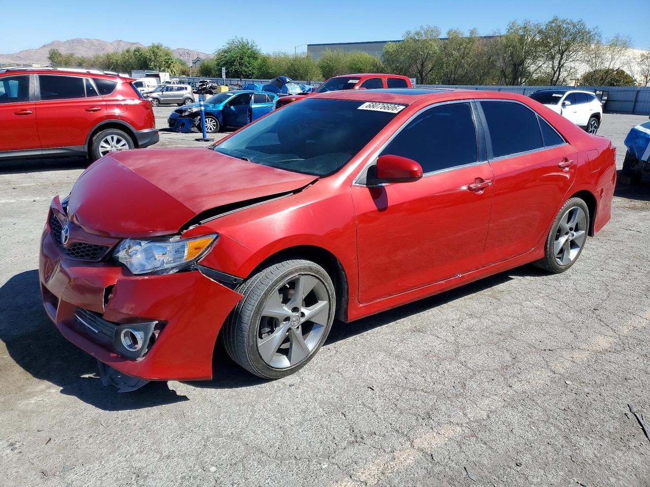 2018 Toyota Camry Se V6 - zdjęcie główne