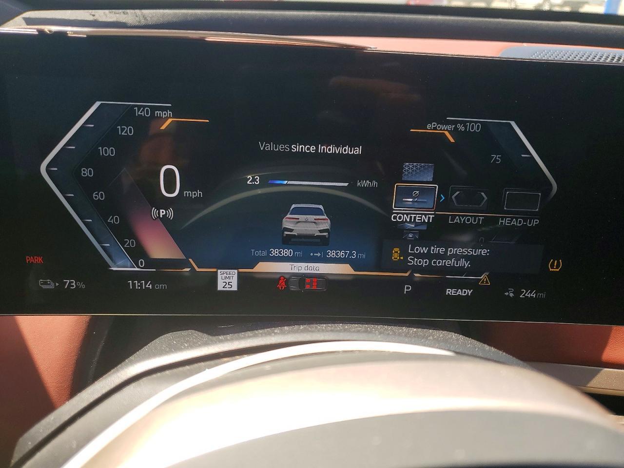 2023 BMW Ix xDrive50 - zdjęcie 9